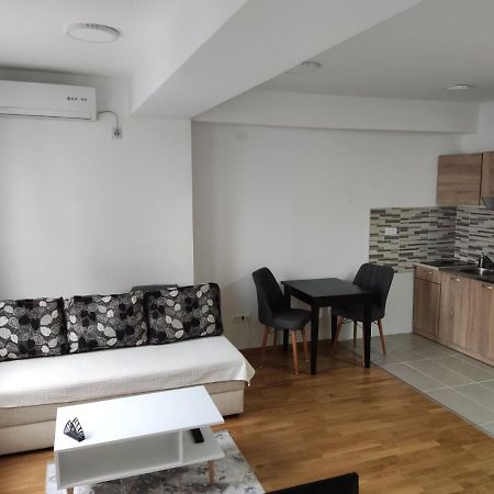 Sarah - City Apartment Skopje Luaran gambar